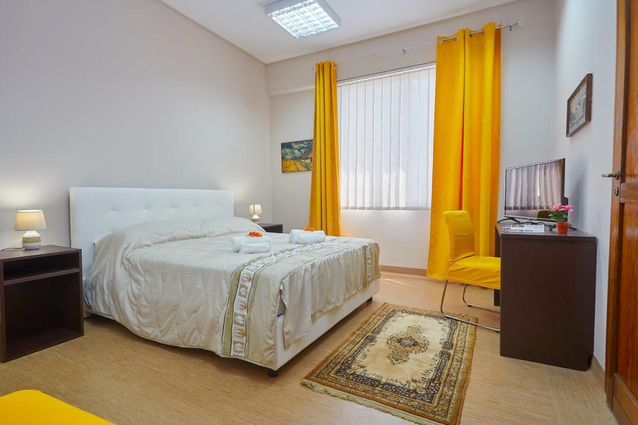 Sturzo 44 Bed and Breakfast Palermo Exteriör bild